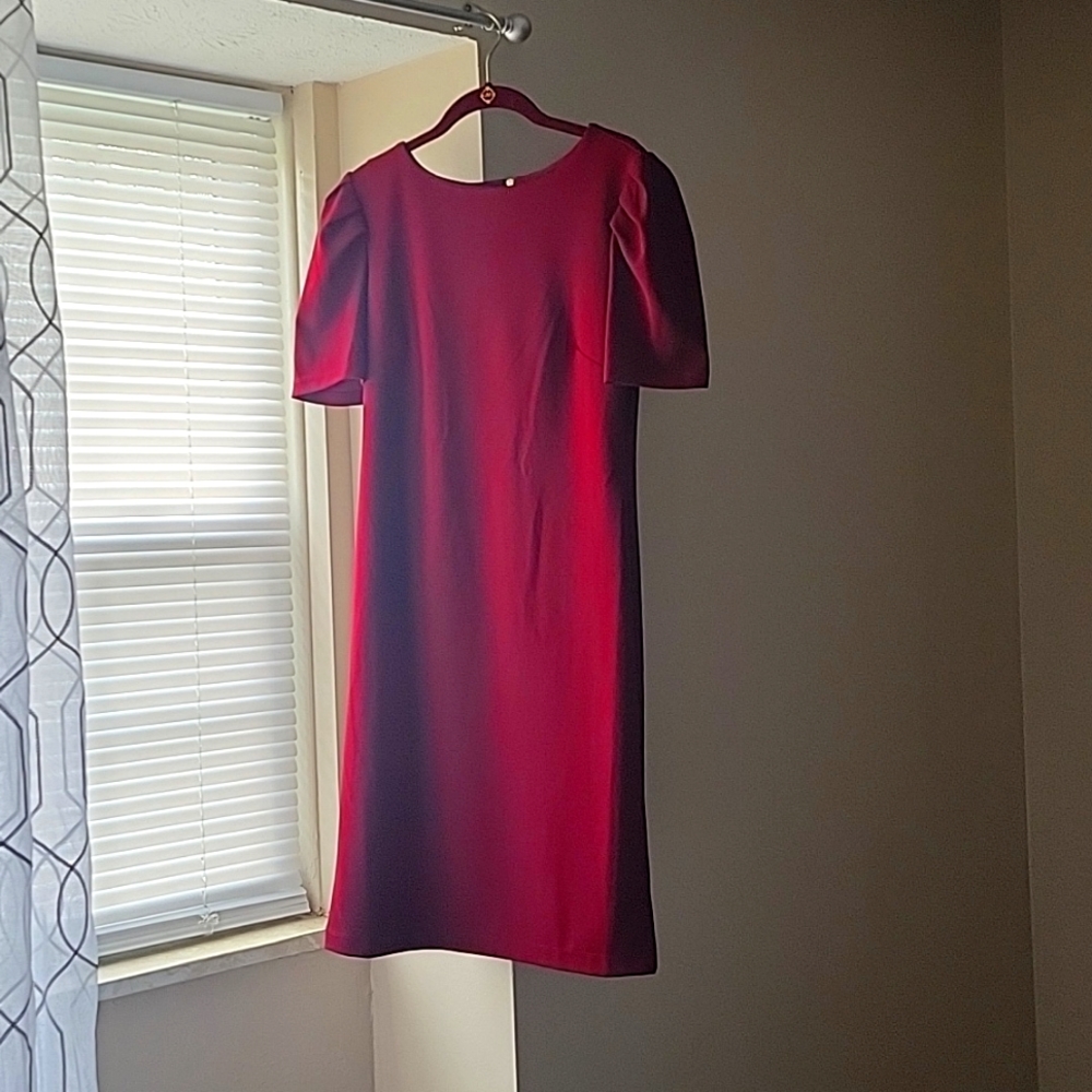 Puff sleeve dress